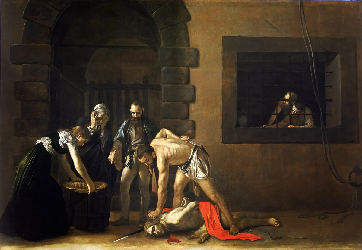 Caravaggios maleri af halshugningen af Johannes Døberen: en dæmpet fængselsgård, en bøddel, der bøjer sig over den faldne helgen, en kvinde, der holder et gyldent fad, og to fanger, der betragter fra et tilgitret vindue